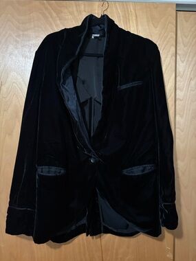 Free People - Women’s Black Velvet Blazer Jacket - size L